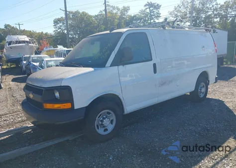 2017 Chevrolet Express 2500 Work Van z USA, uszkodzony, nr VIN 1GCWGAFF4H1284813